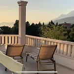 Luce Mit Pool