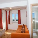 Appartamento Luce Mit Pool *