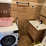 Luce Mit Pool Daire Makarska