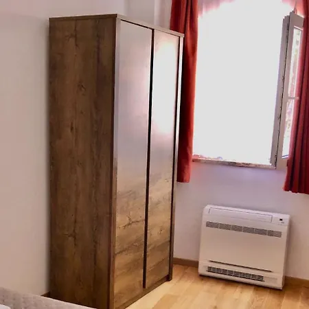 Luce Mit Pool Appartement *