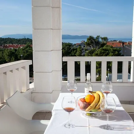 Luce Mit Pool ماكارسكا