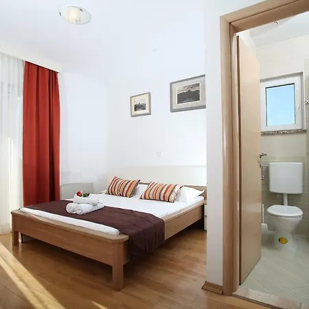 Appartement Luce Mit Pool *