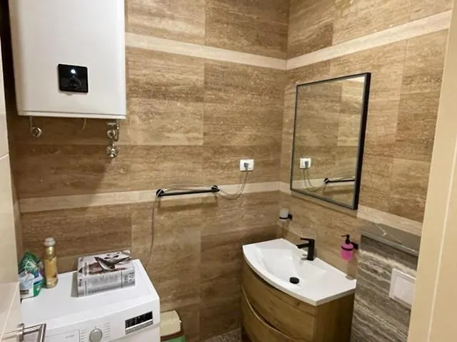 Appartement Luce Mit Pool