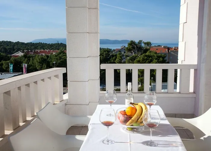 Luce Mit Pool Makarska