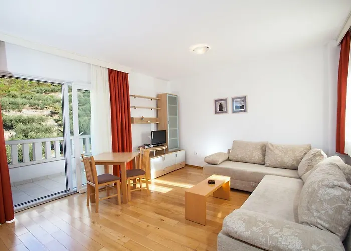 Appartement Luce Mit Pool *